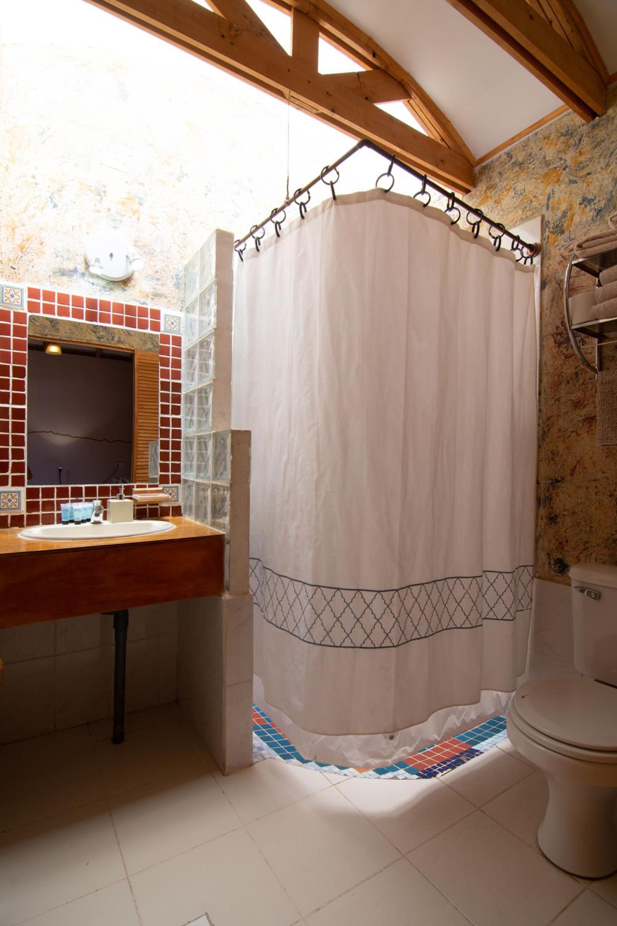 Hotel-Camping Takha Takha