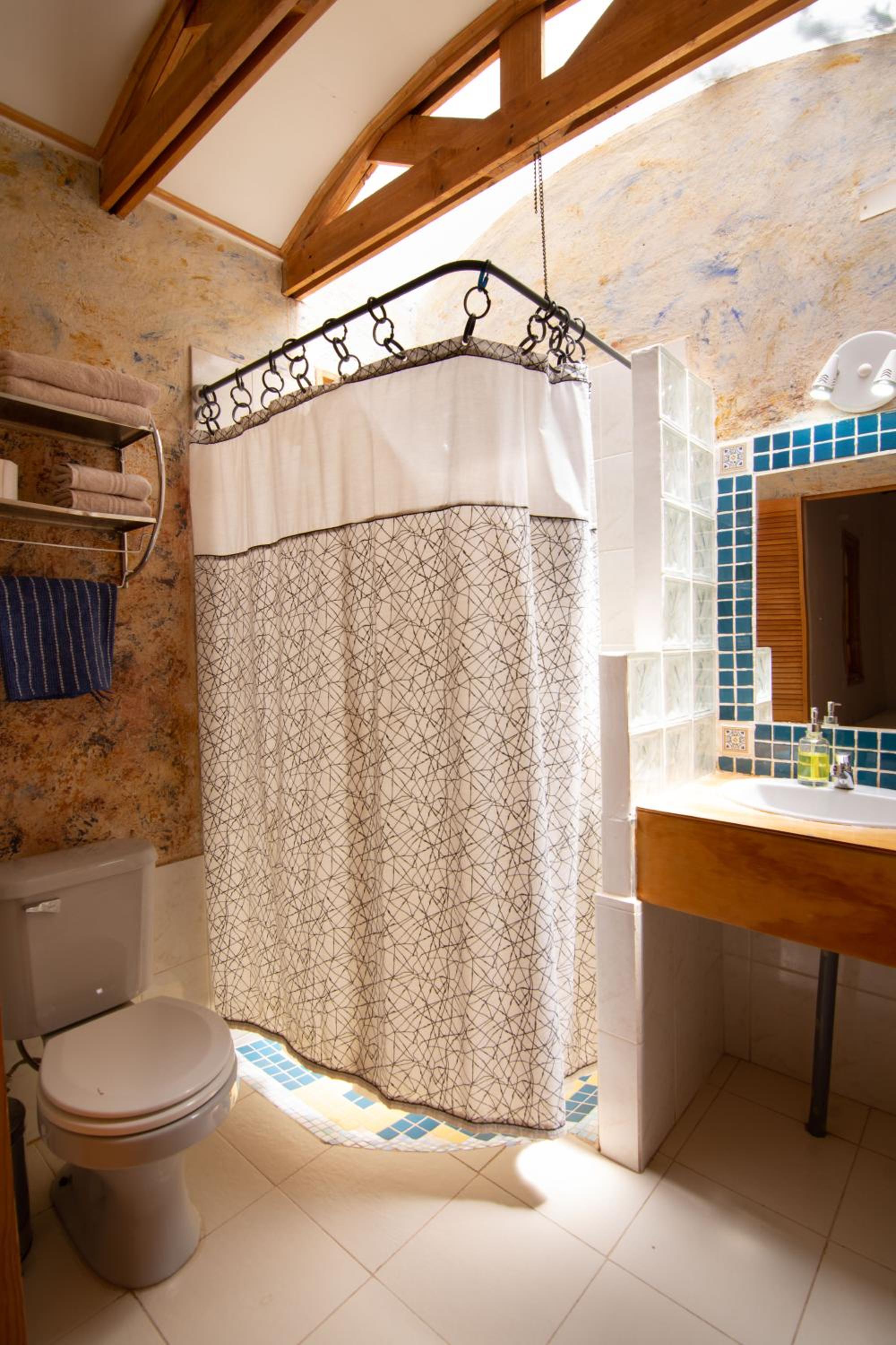 Hotel-Camping Takha Takha