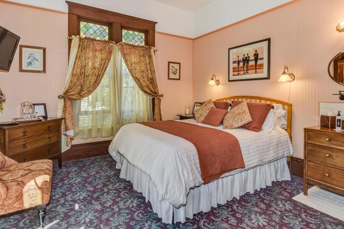 The KirkHouse Bed and Breakfast view 2