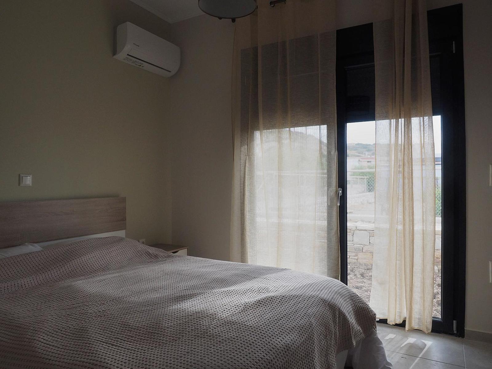 Melissinos Beachfront Apartments