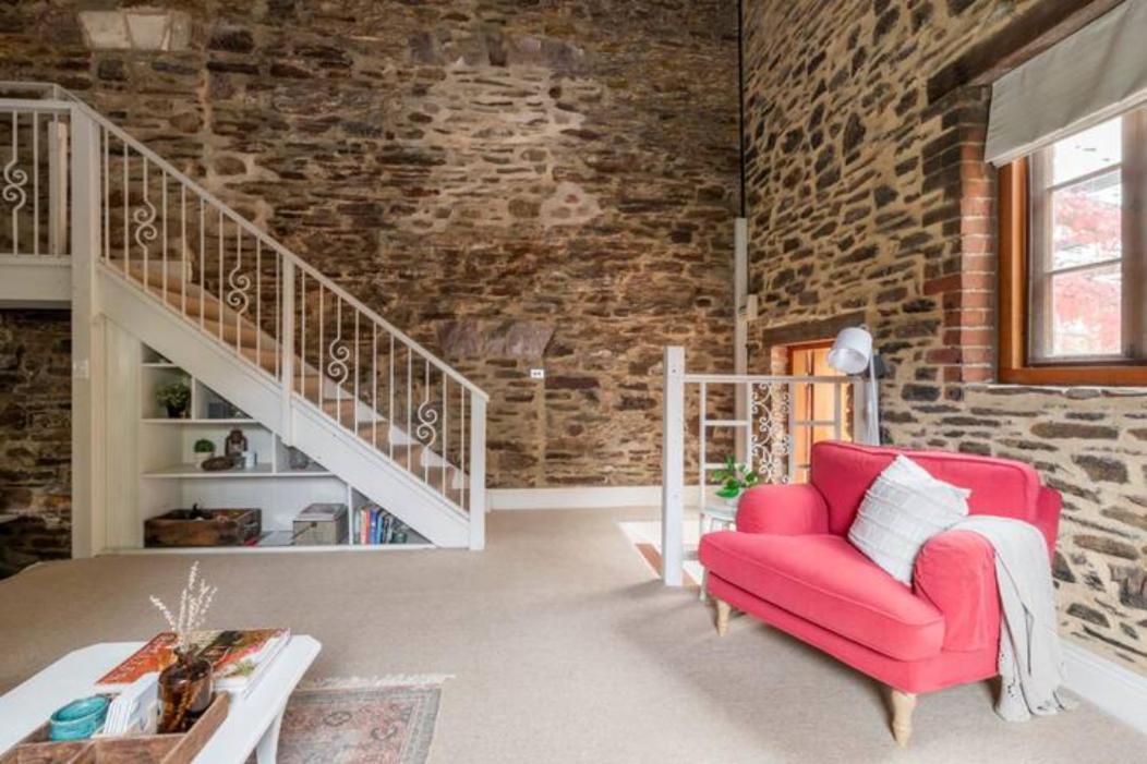 Randell's Mill - Adelaide Hills - Romantic Loft Stays