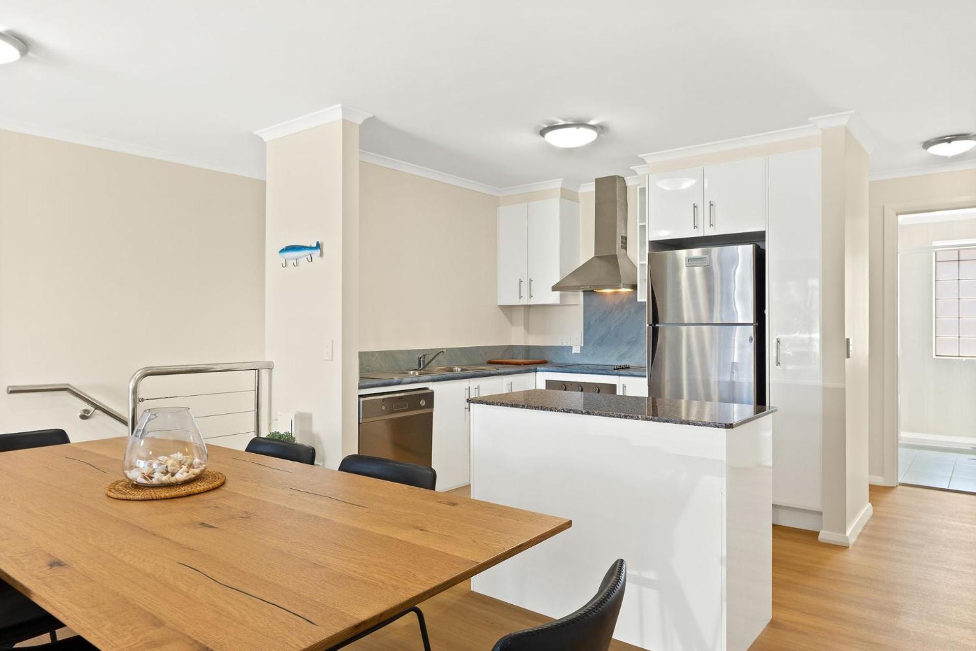 Boardwalk unit 11