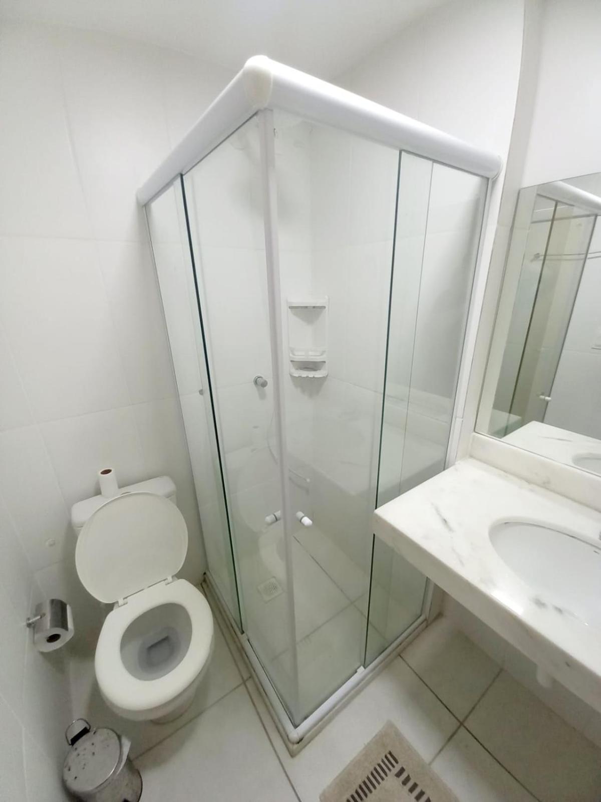 Condomínio Porto Smeralda - Guarajuba - apto 2 quartos - suítes