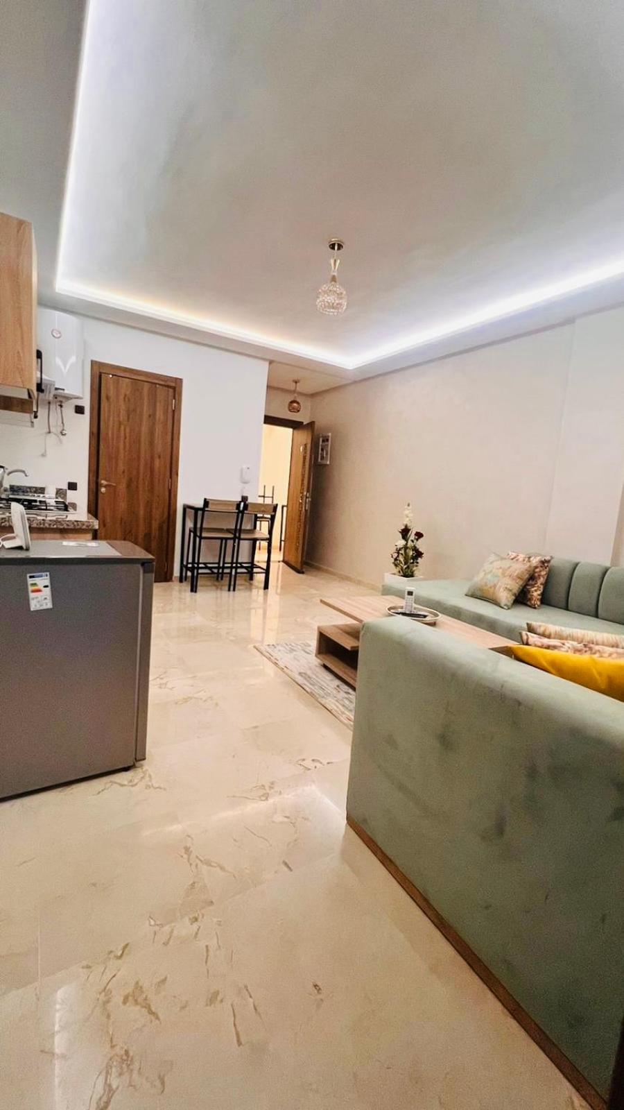 Luxury apartment Gueliz (2 min walk from Train Station)
