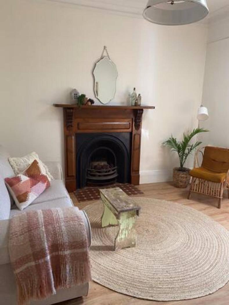 Randell Cottage - Adelaide Hills - Cosy Rustic Hideaway