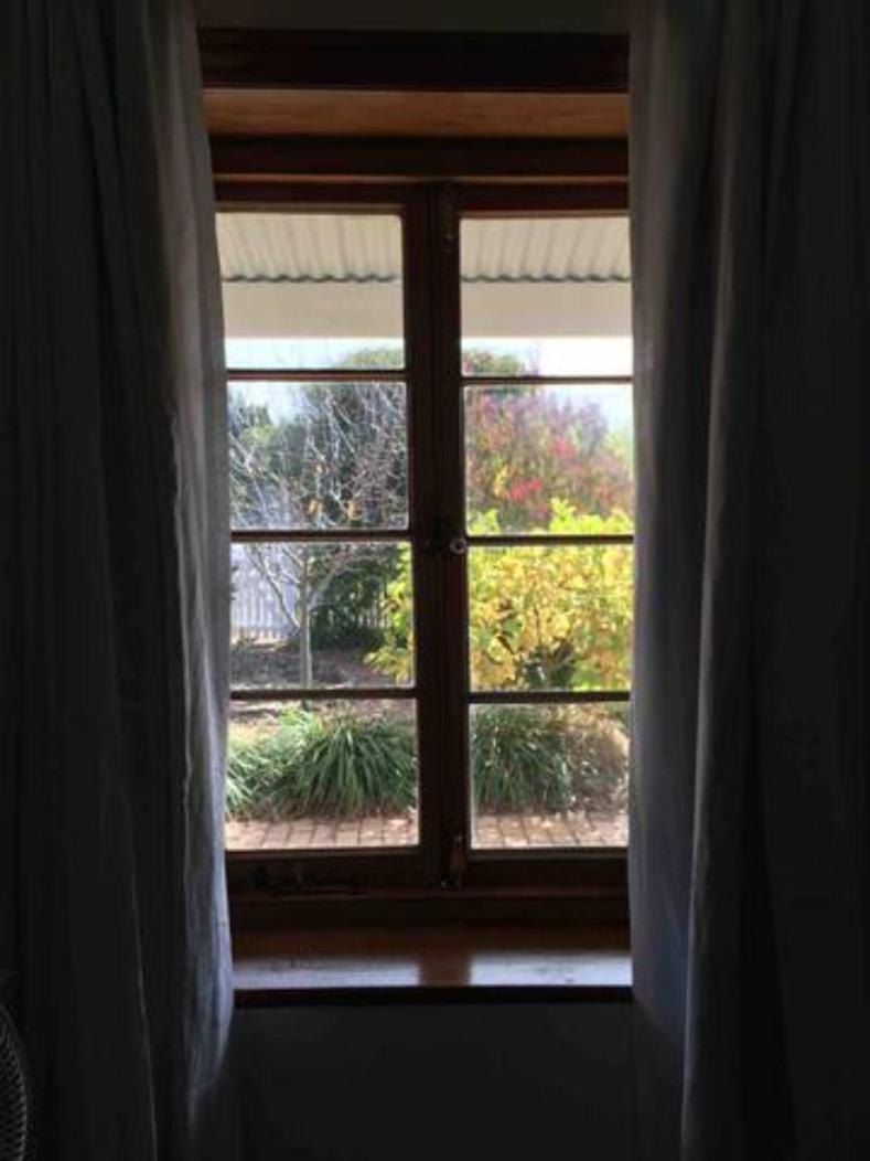 Randell Cottage - Adelaide Hills - Cosy Rustic Hideaway