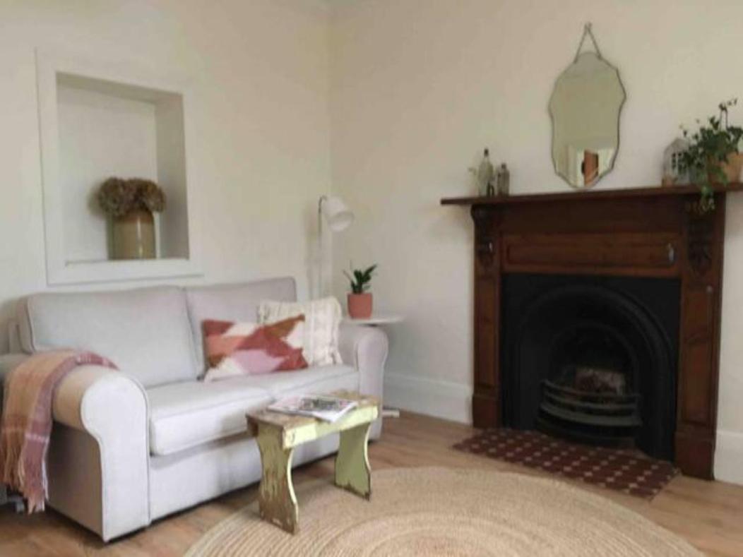 Randell Cottage - Adelaide Hills - Cosy Rustic Hideaway