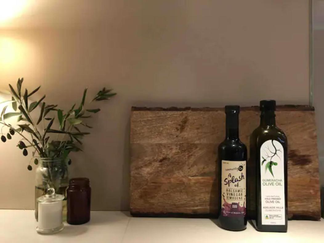 Randell Cottage - Adelaide Hills - Cosy Rustic Hideaway