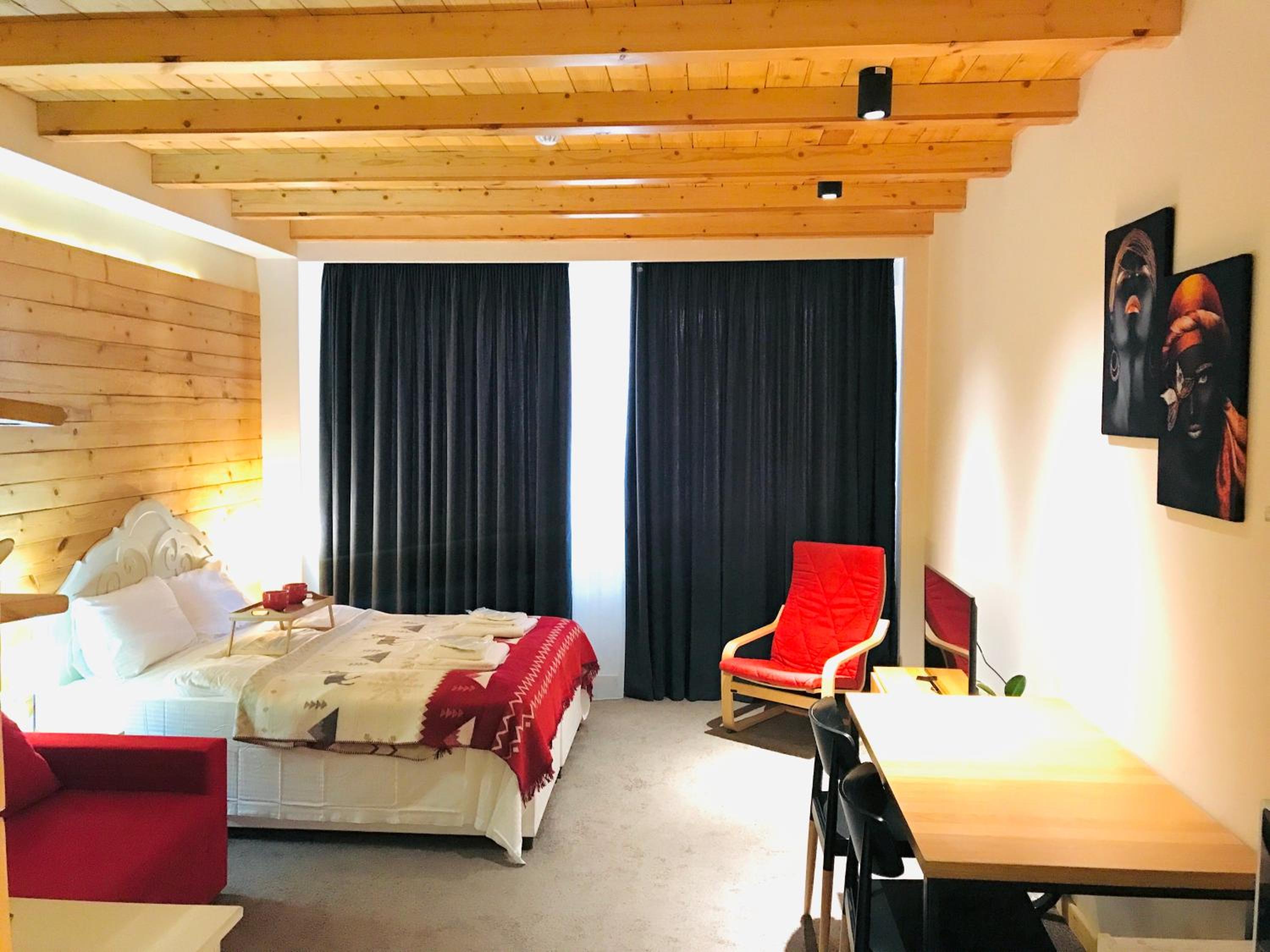 GUDAURI-SUITE-222 view 4