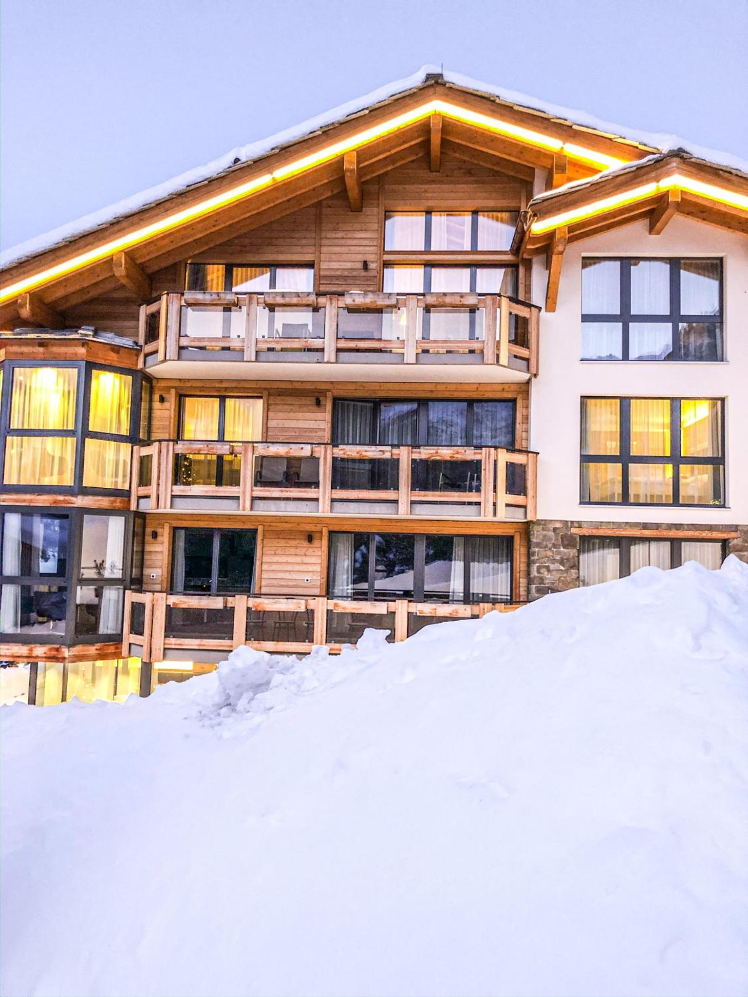 Hotel Panorama Ski Lodge - Image 1