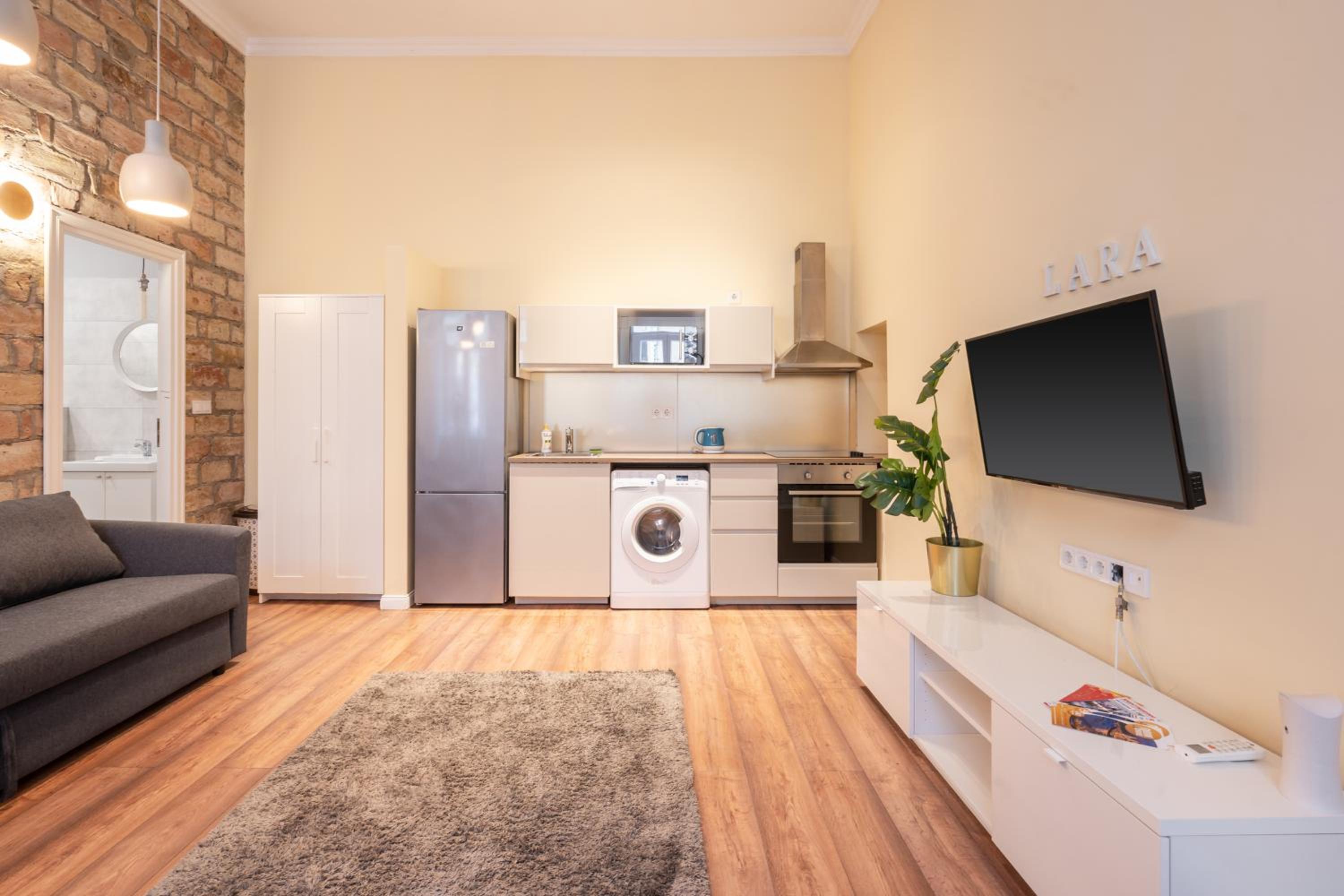 K87- Boutique Apartments, Best Location. By BQA