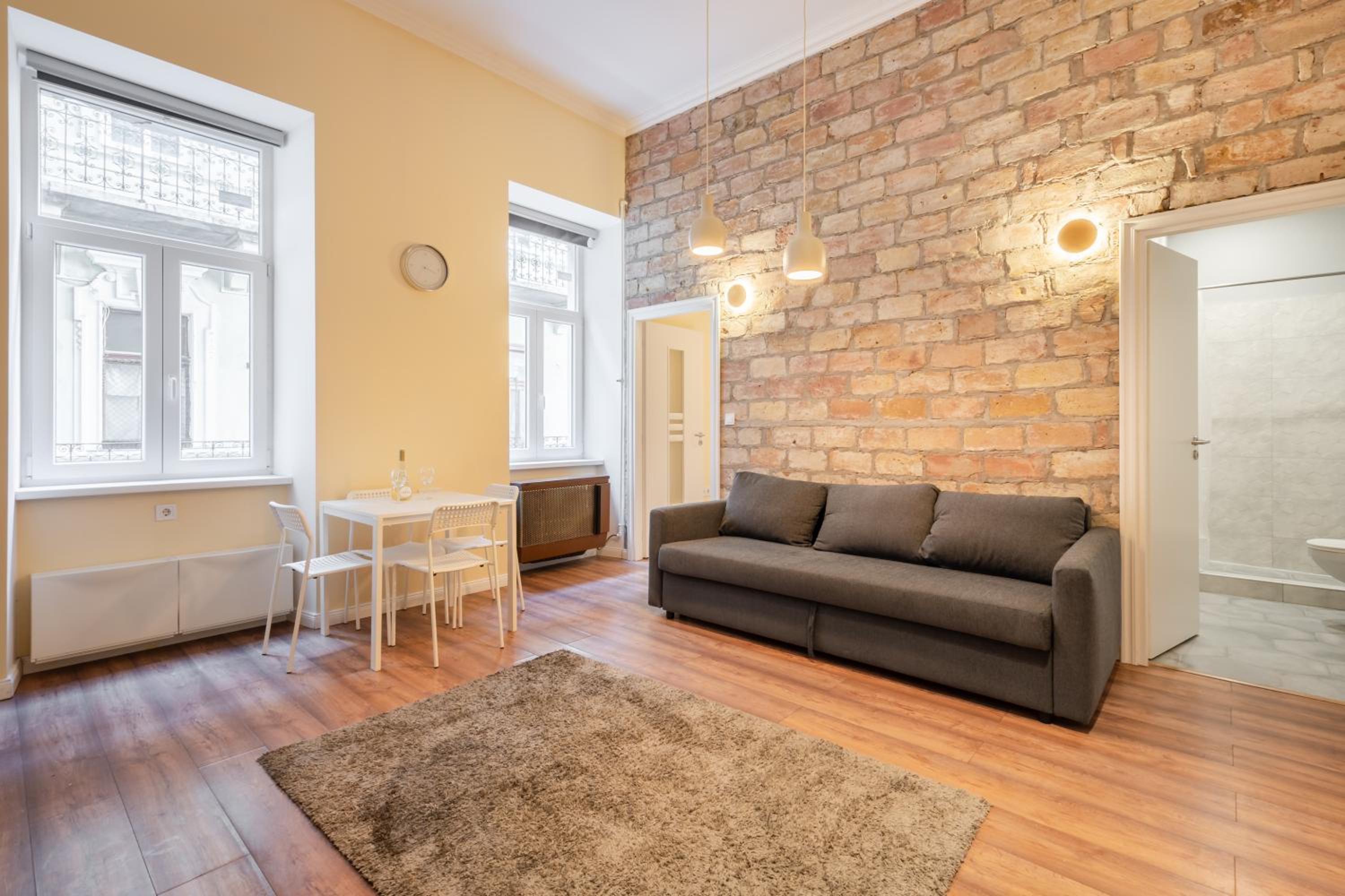 K87- Boutique Apartments, Best Location. By BQA