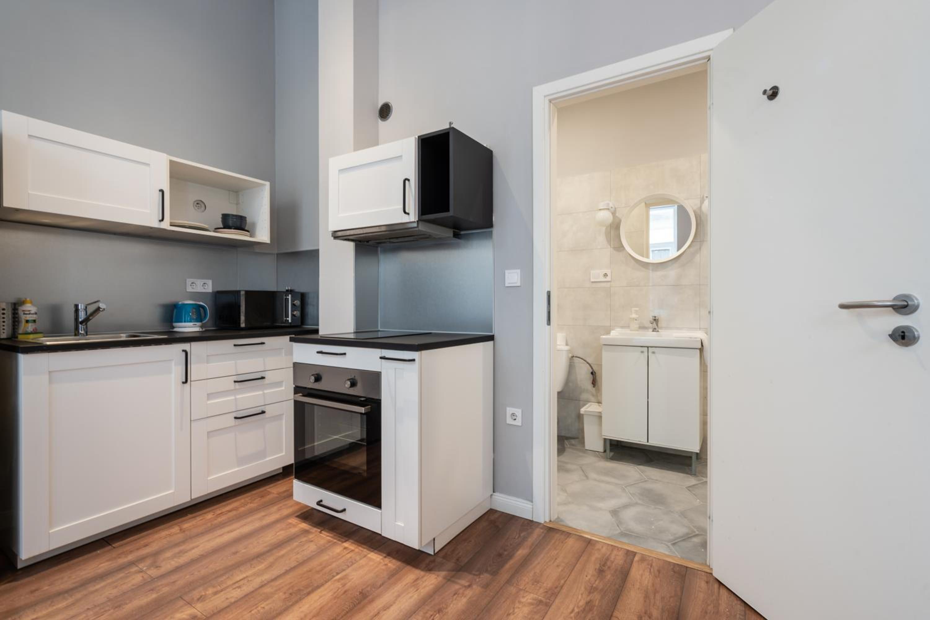 K87- Boutique Apartments, Best Location. By BQA
