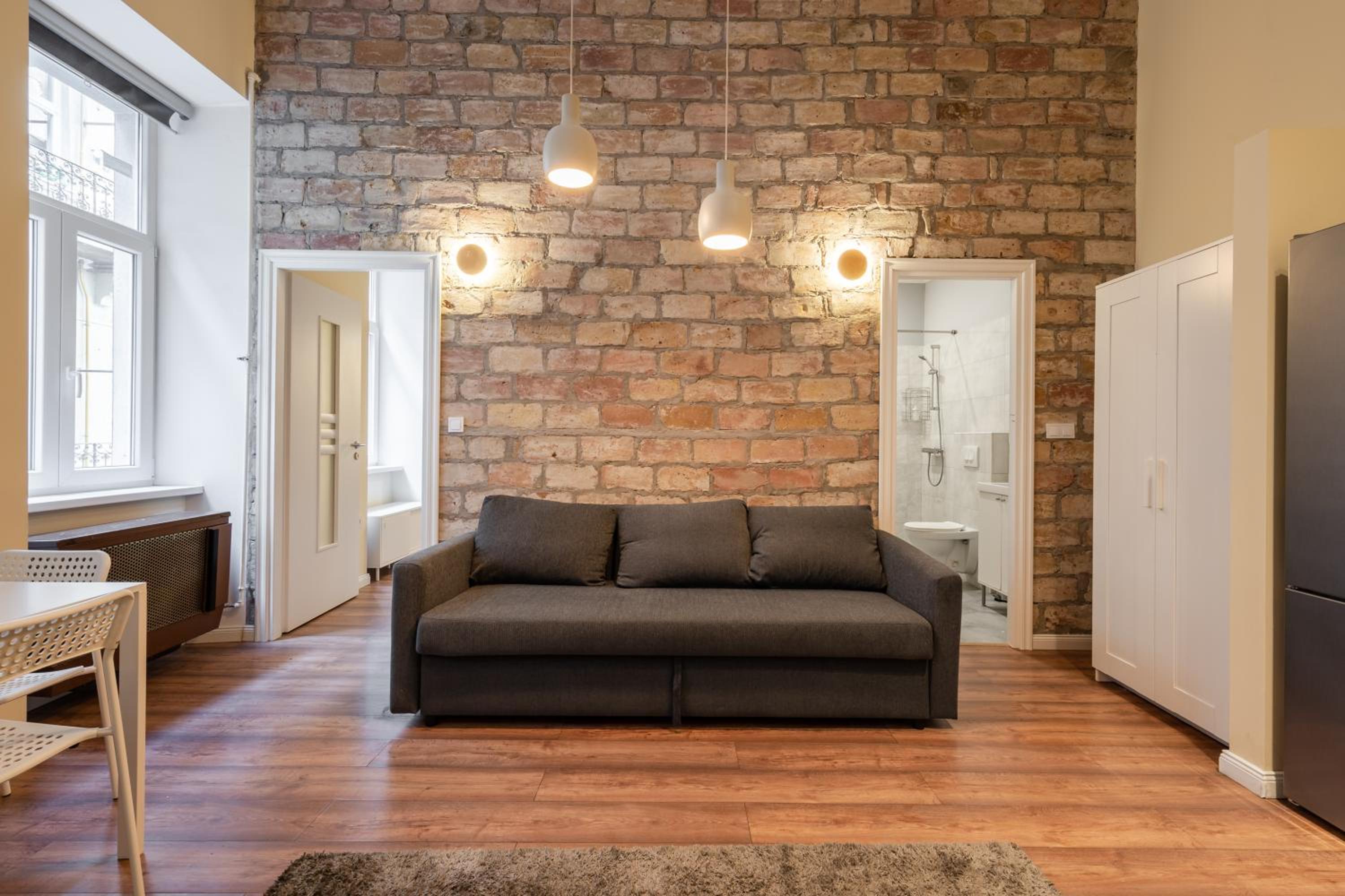 K87- Boutique Apartments, Best Location. By BQA