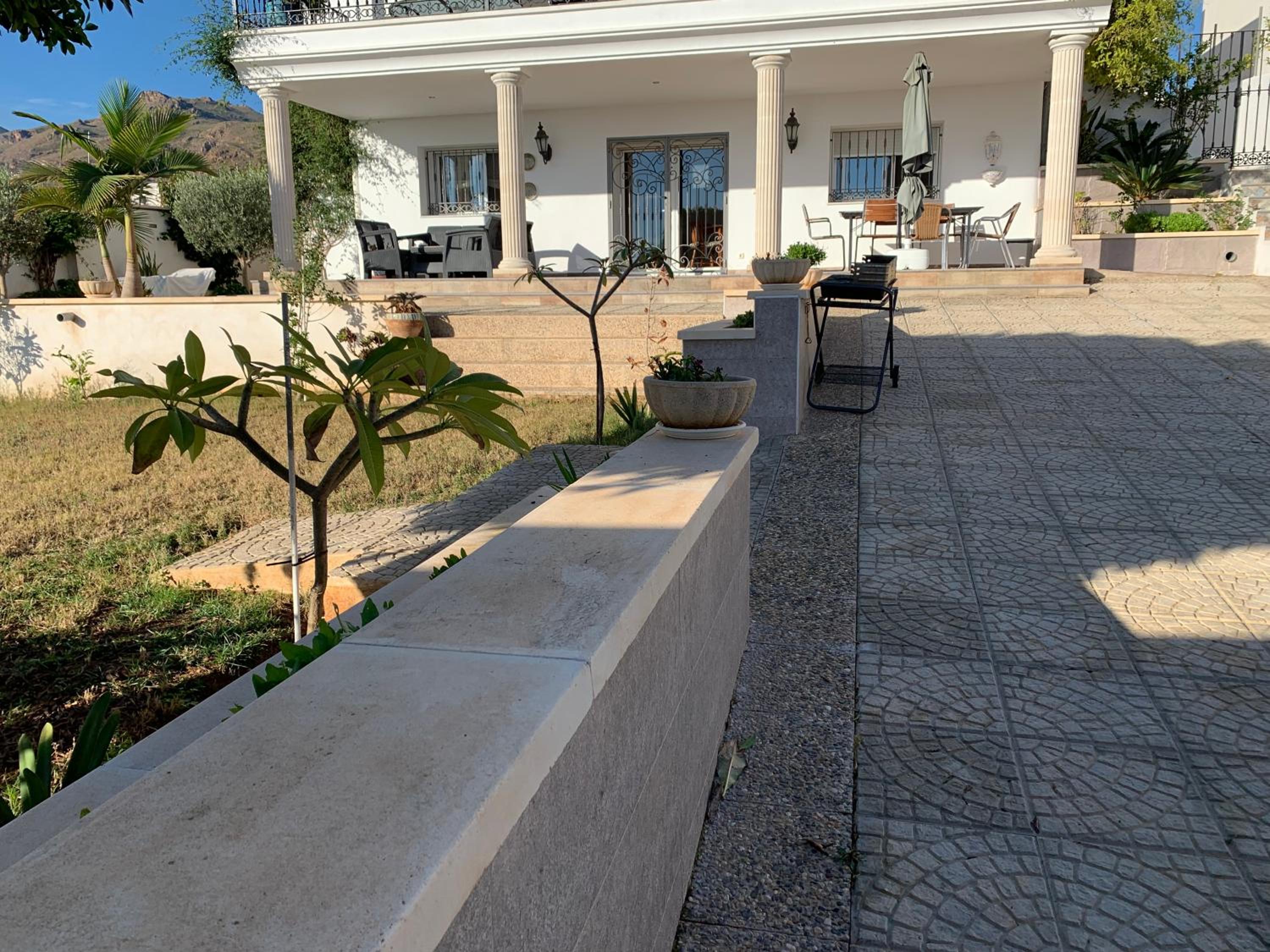 Maison Alriad - Alojamiento familiar tranquilo cerca del mar con jardín, porche y parking privado en el interior de la finca no apto para fiestas