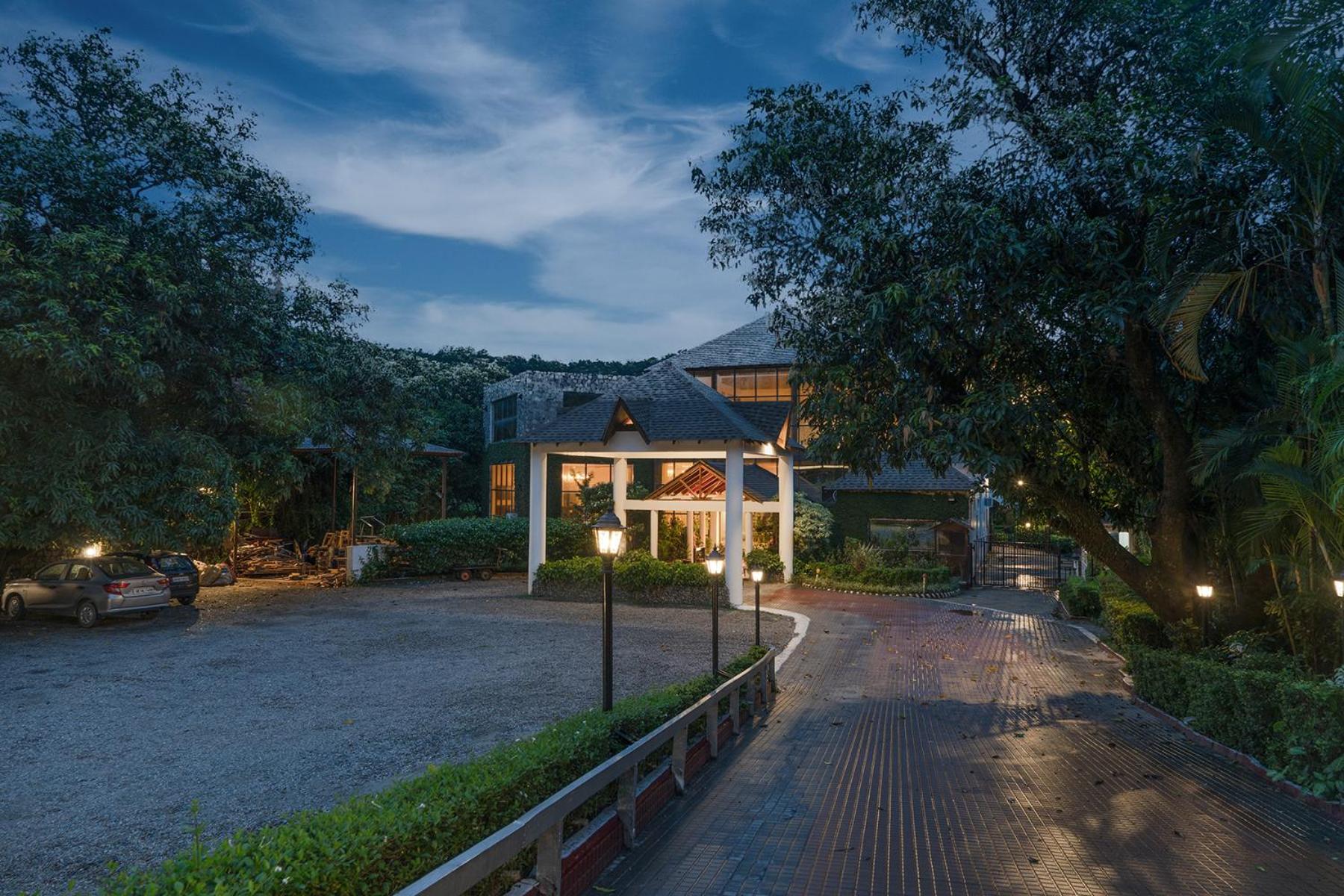 Wood castle Spa & Resort