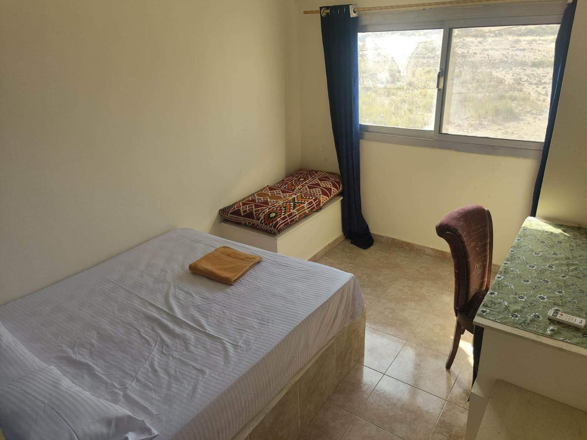 Seror Guest House