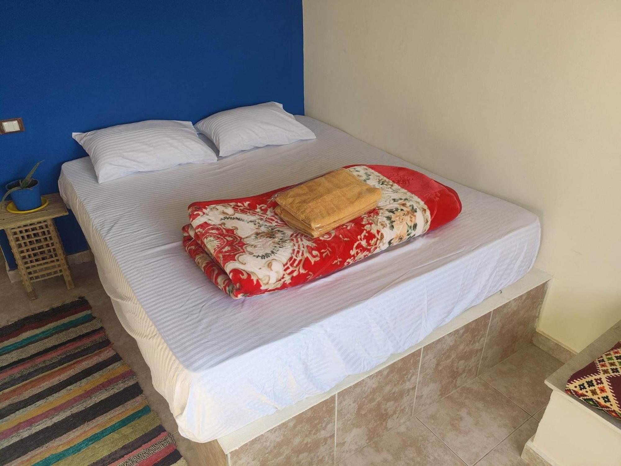 Seror Guest House