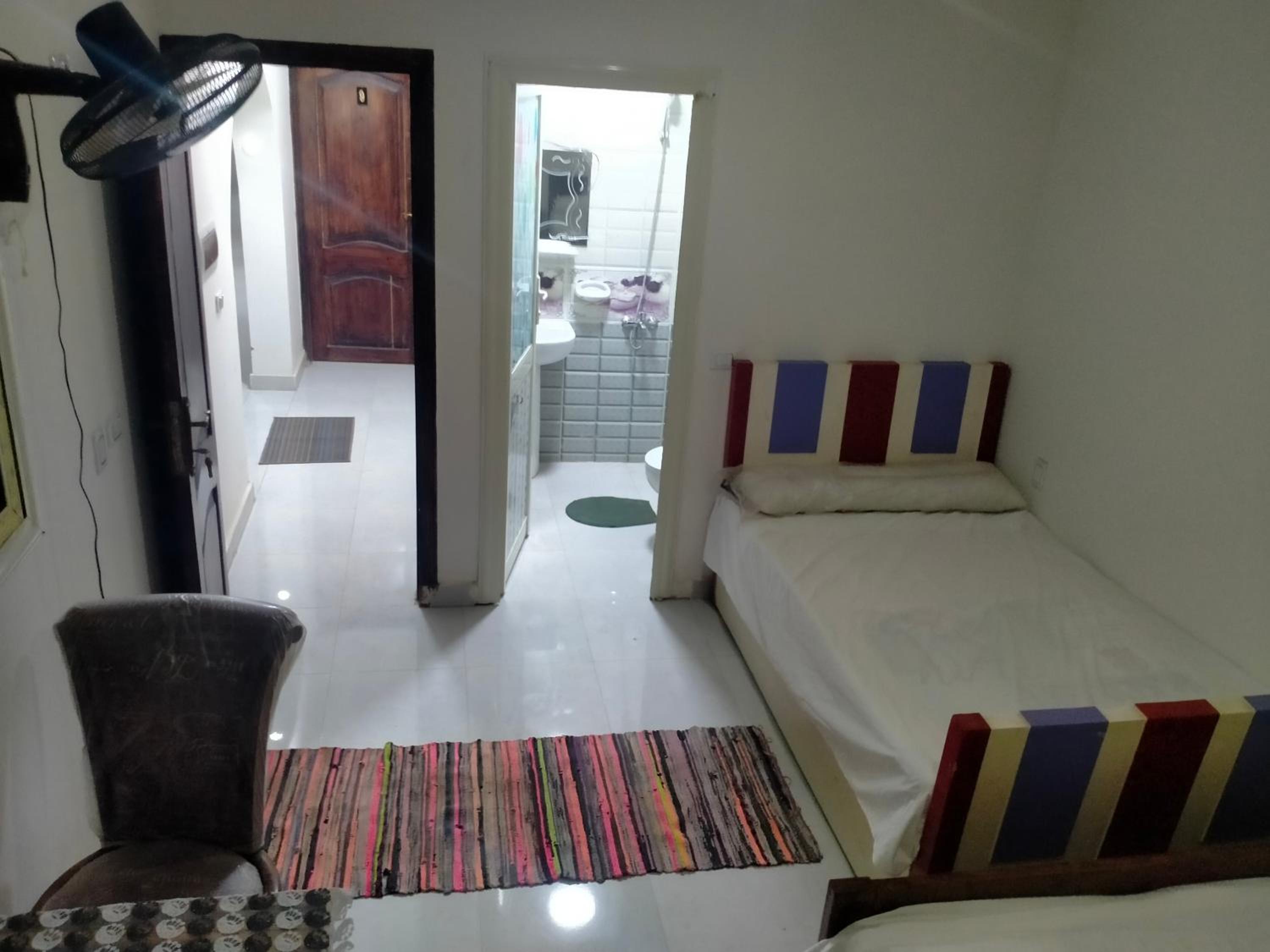 Seror Guest House