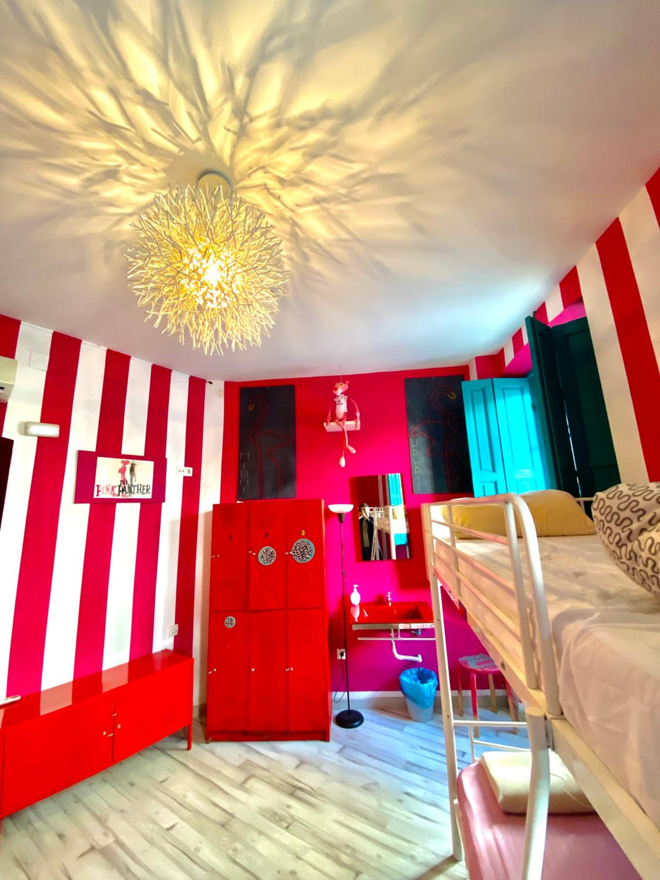 Seville Vacations - Sevilla Kitsch Hostel Art - Property Image 20