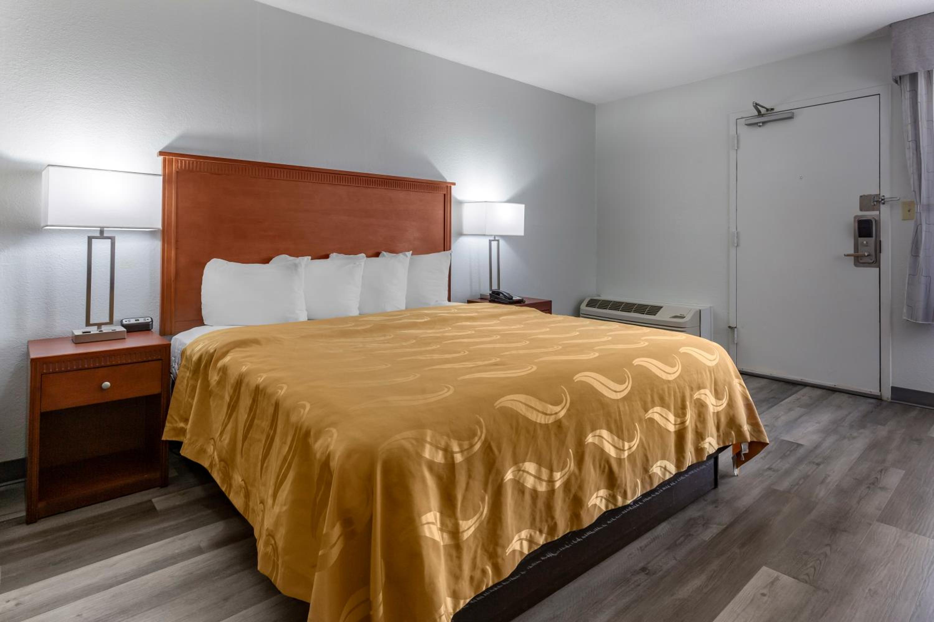 Fayetteville Vacations - Quality Inn Near Fort Liberty formerly Ft Bragg - Property Image 28