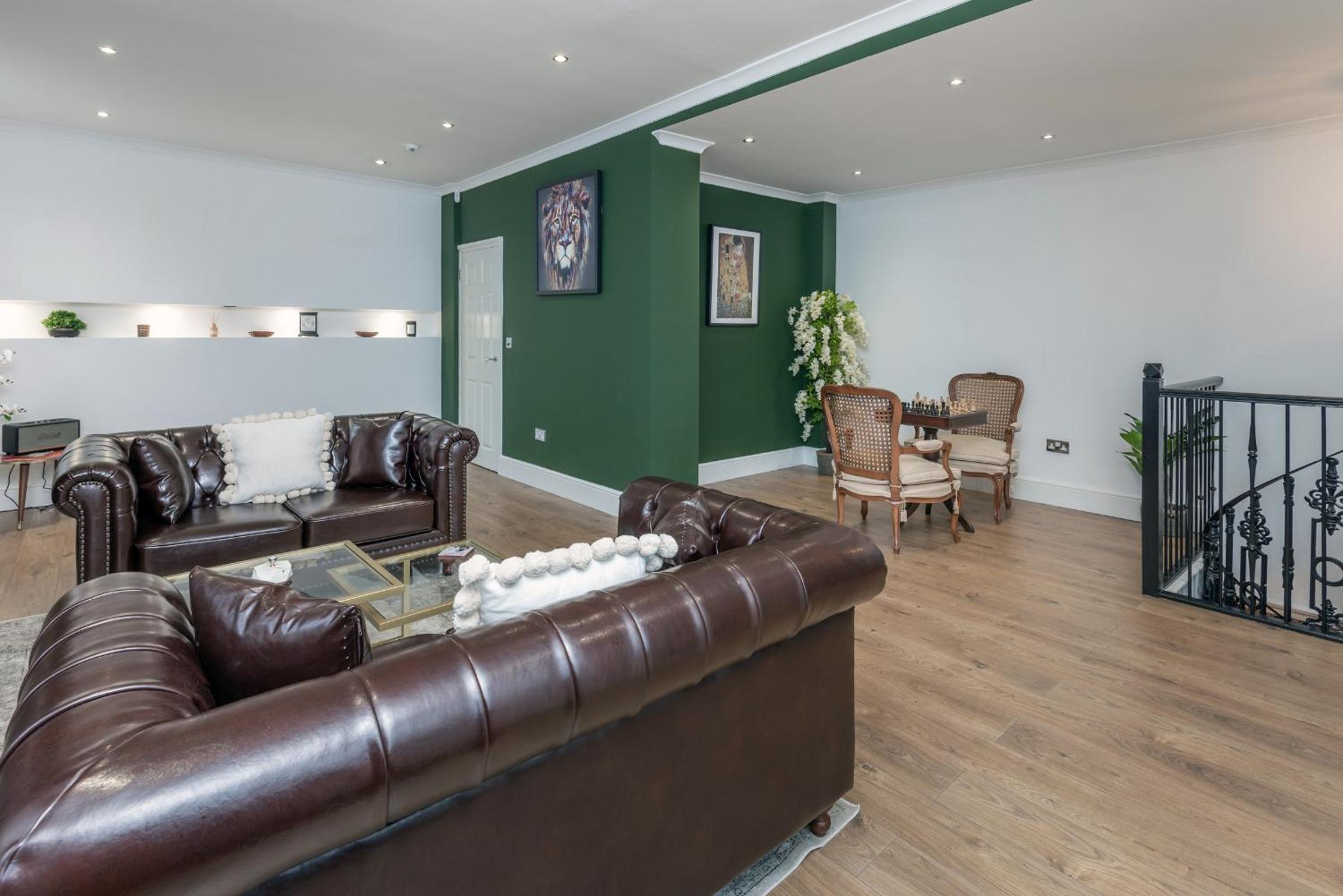 lounge