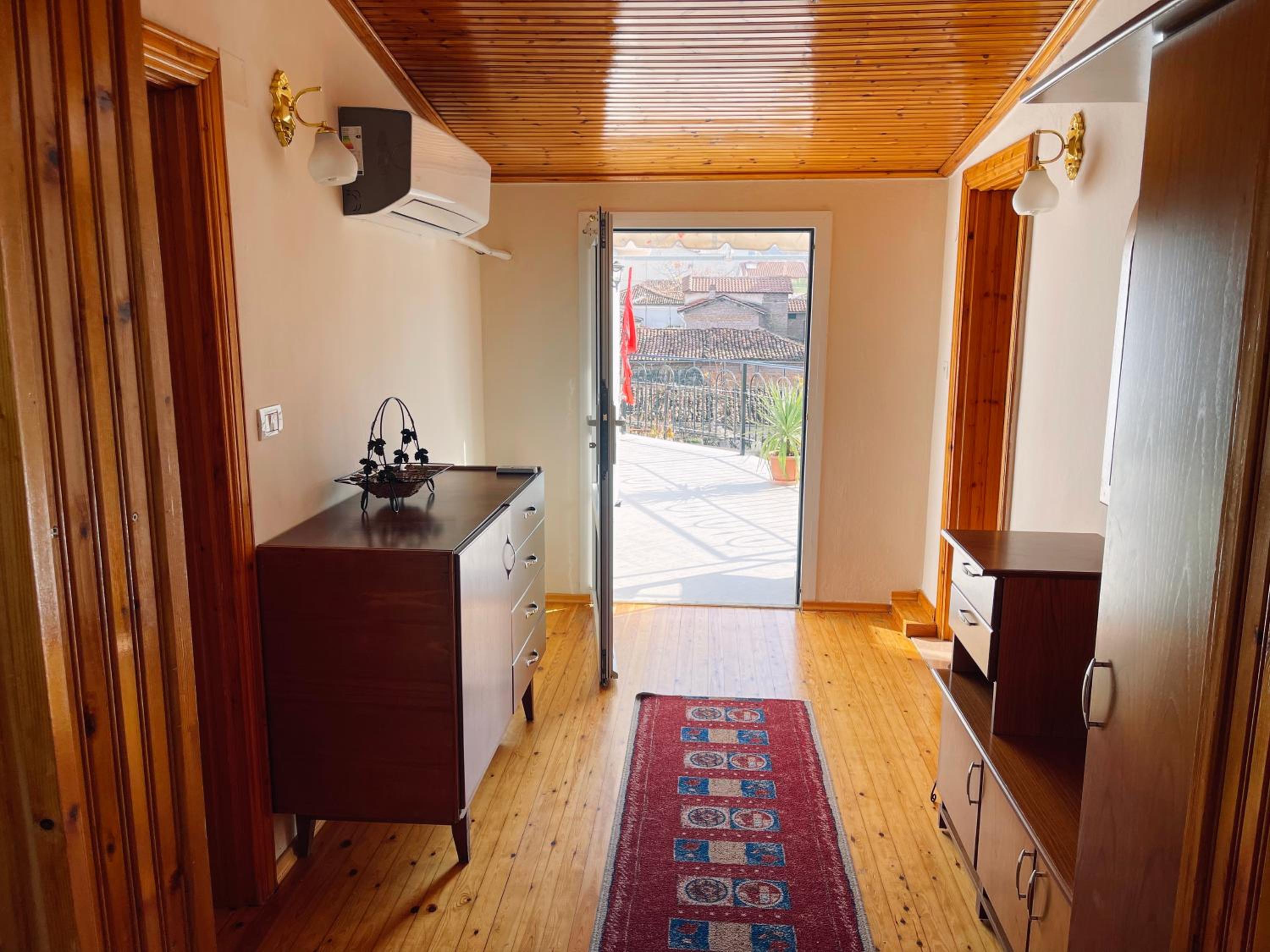 Diana Guesthouse