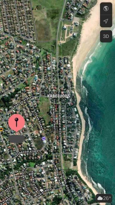 Sweet & Simple Beach Cottage view 4