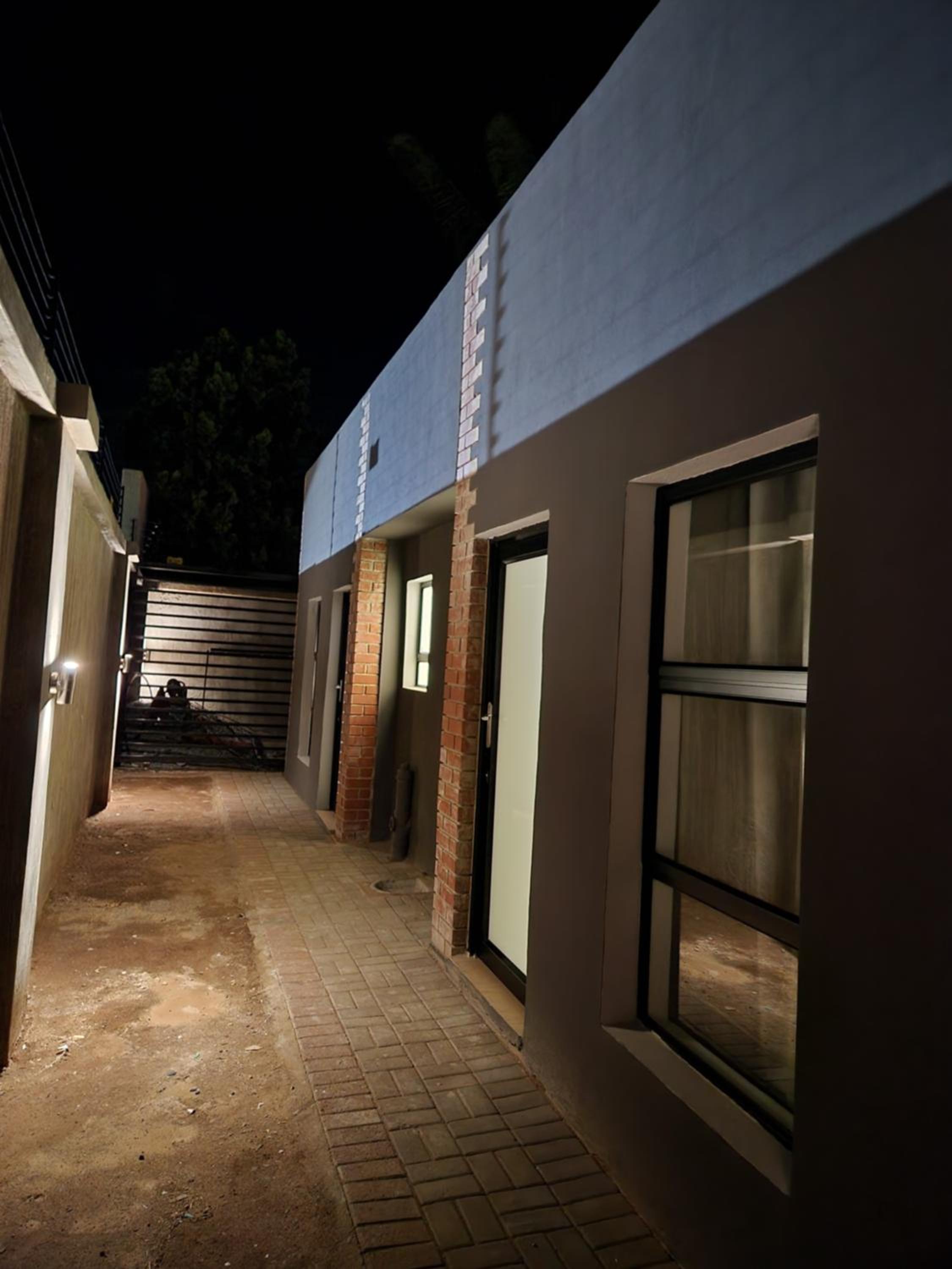 Photo 42