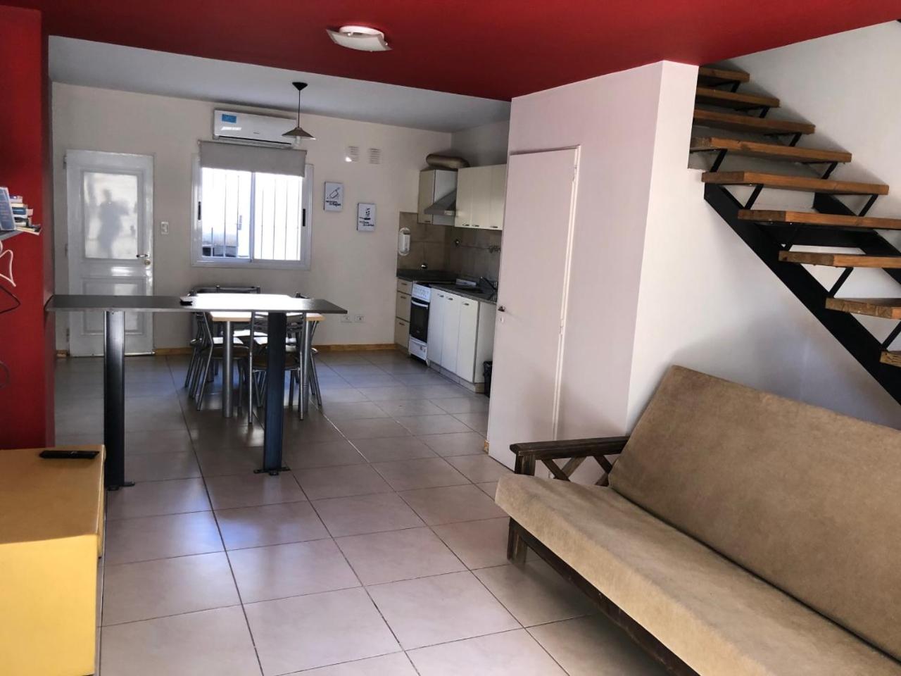 Excelente Duplex en Consorcio Privado c/ cochera