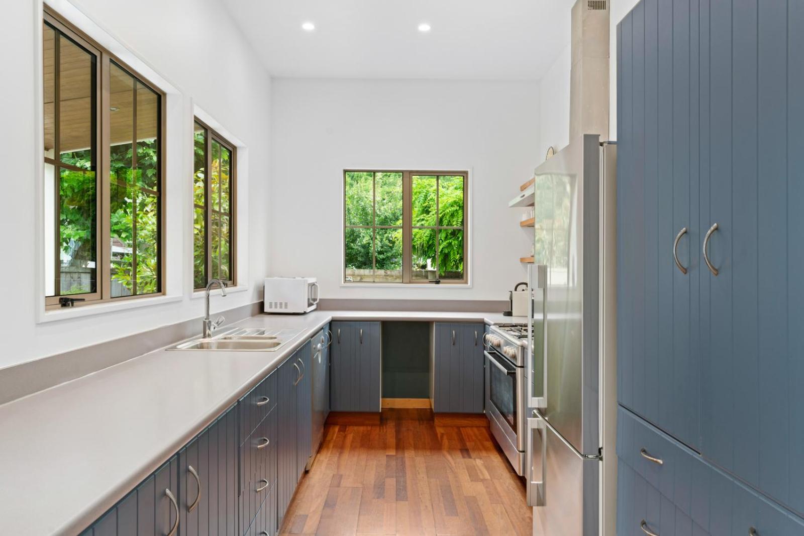 Gold Rush Cottage - Arrowtown Holiday Home view 3