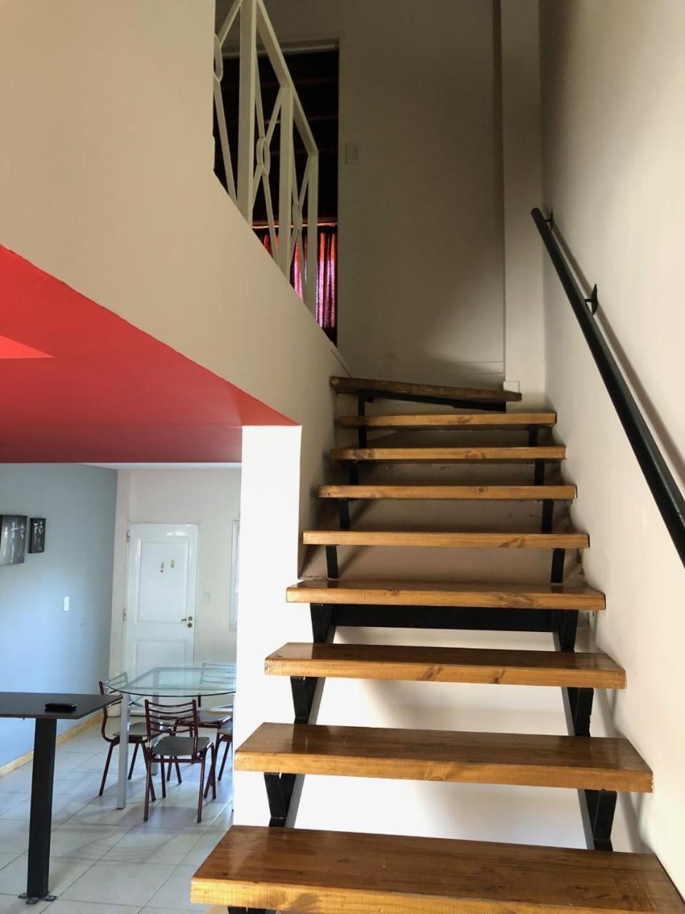 Excelente Duplex en Consorcio Privado c/ cochera
