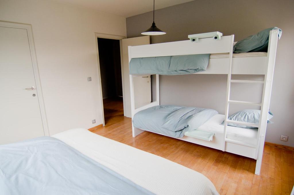 Vakantiewoning L'Eau Tendre in Ellezelles, met wellness en buitenzwembad met overkapping