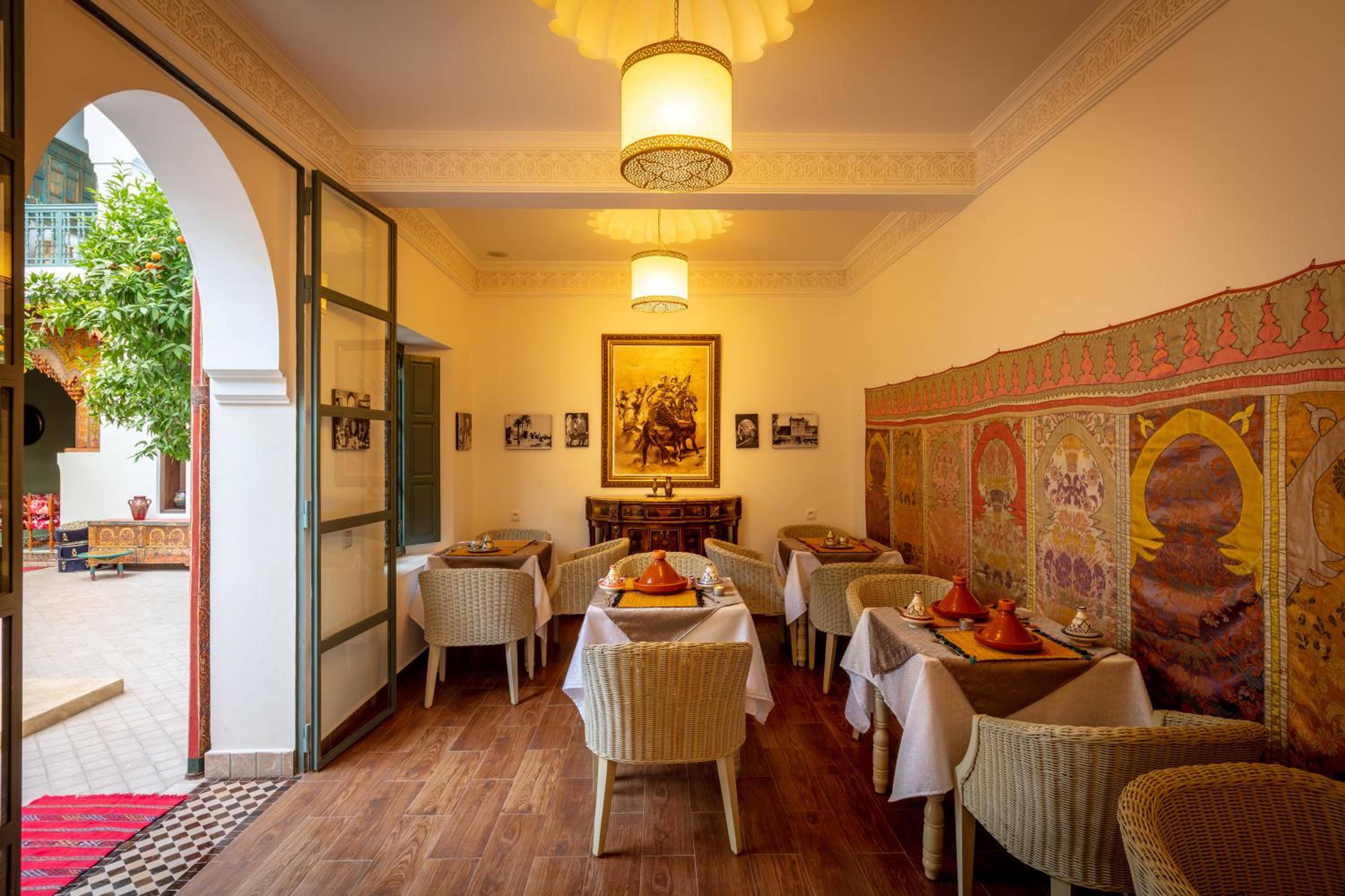 dining
