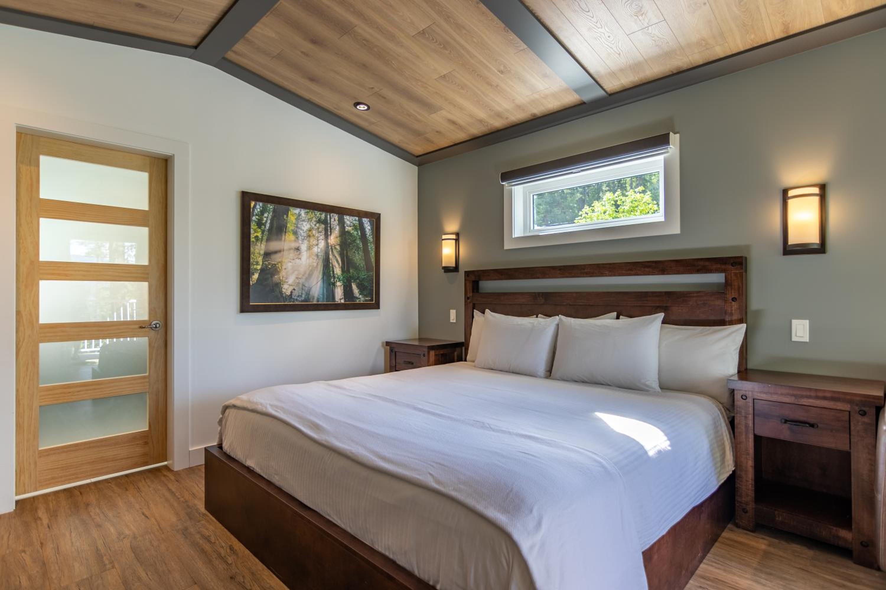 Halcyon Hot Springs Resort