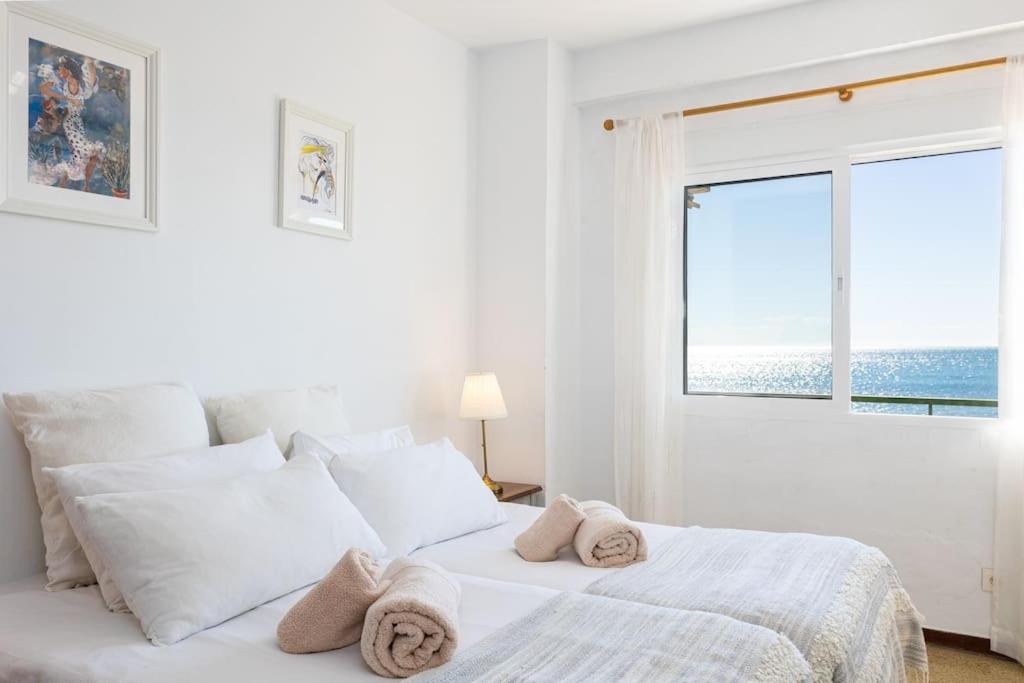 Ensuite Mediterranean Sea Front