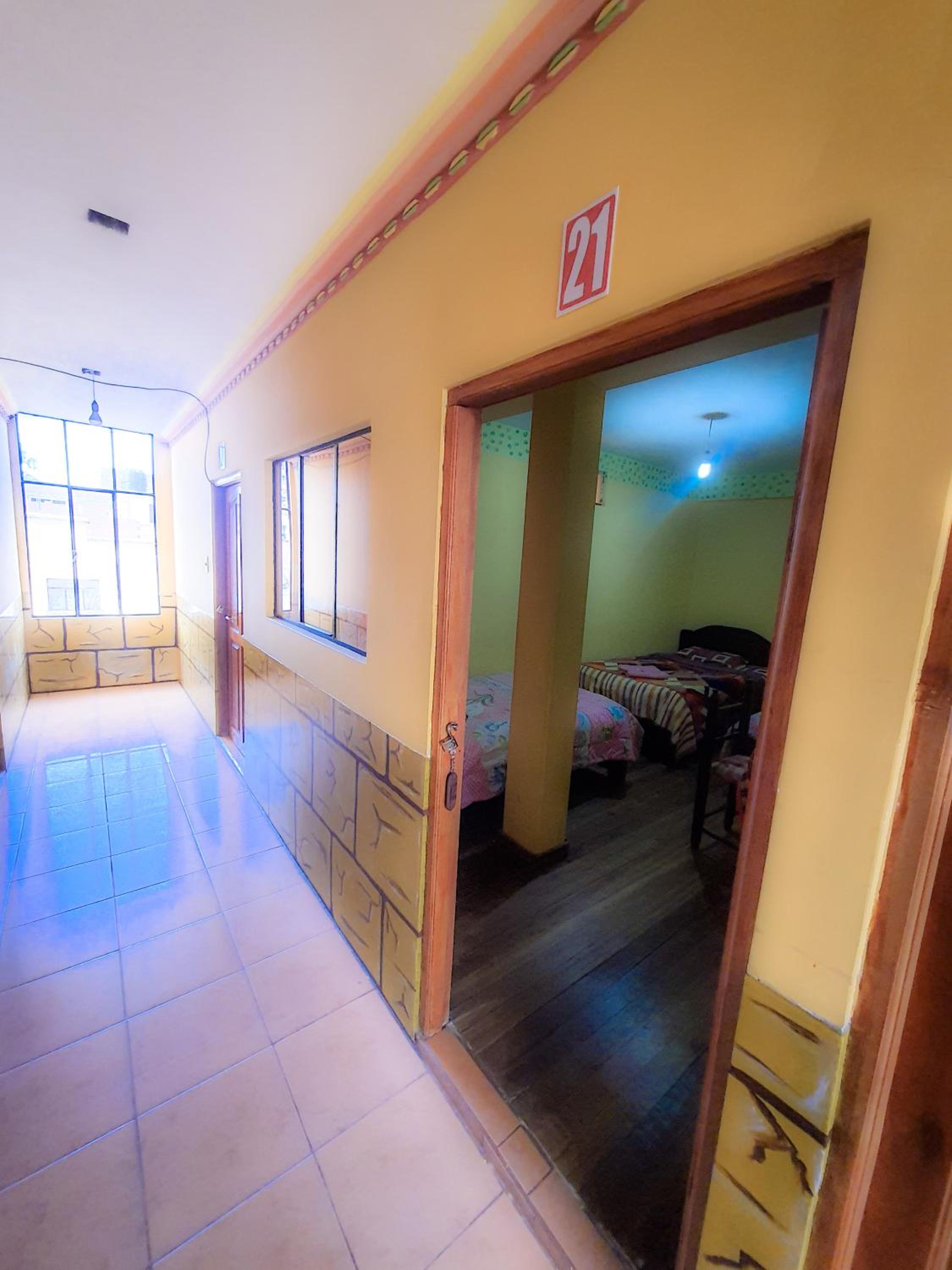 HOSTAL Luz YHOBIMAR