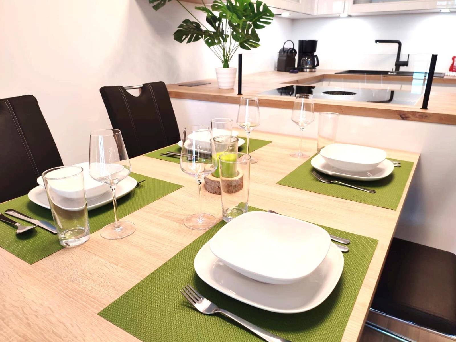 Modern Mountain Apartment - free parking & sauna