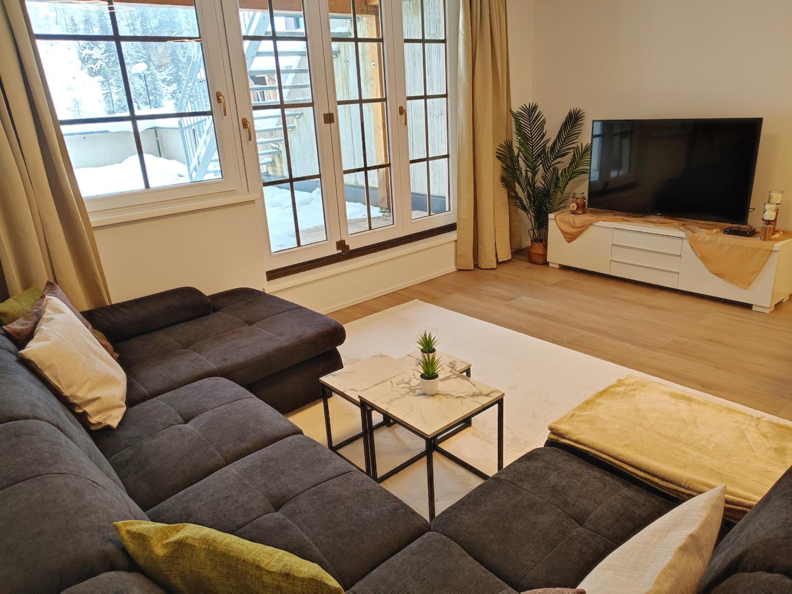 Modern Mountain Apartment - free parking & sauna