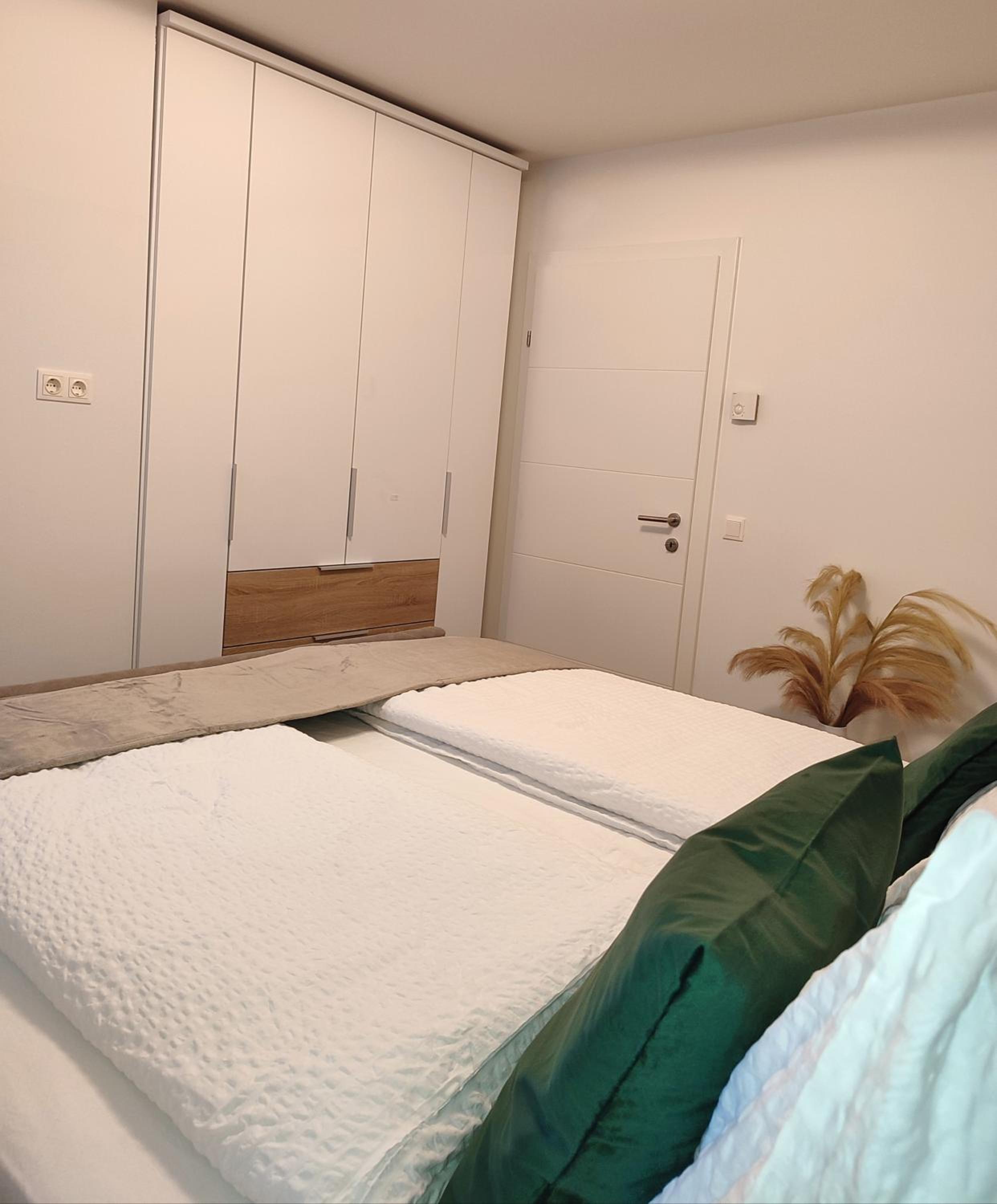 Modern Mountain Apartment - free parking & sauna