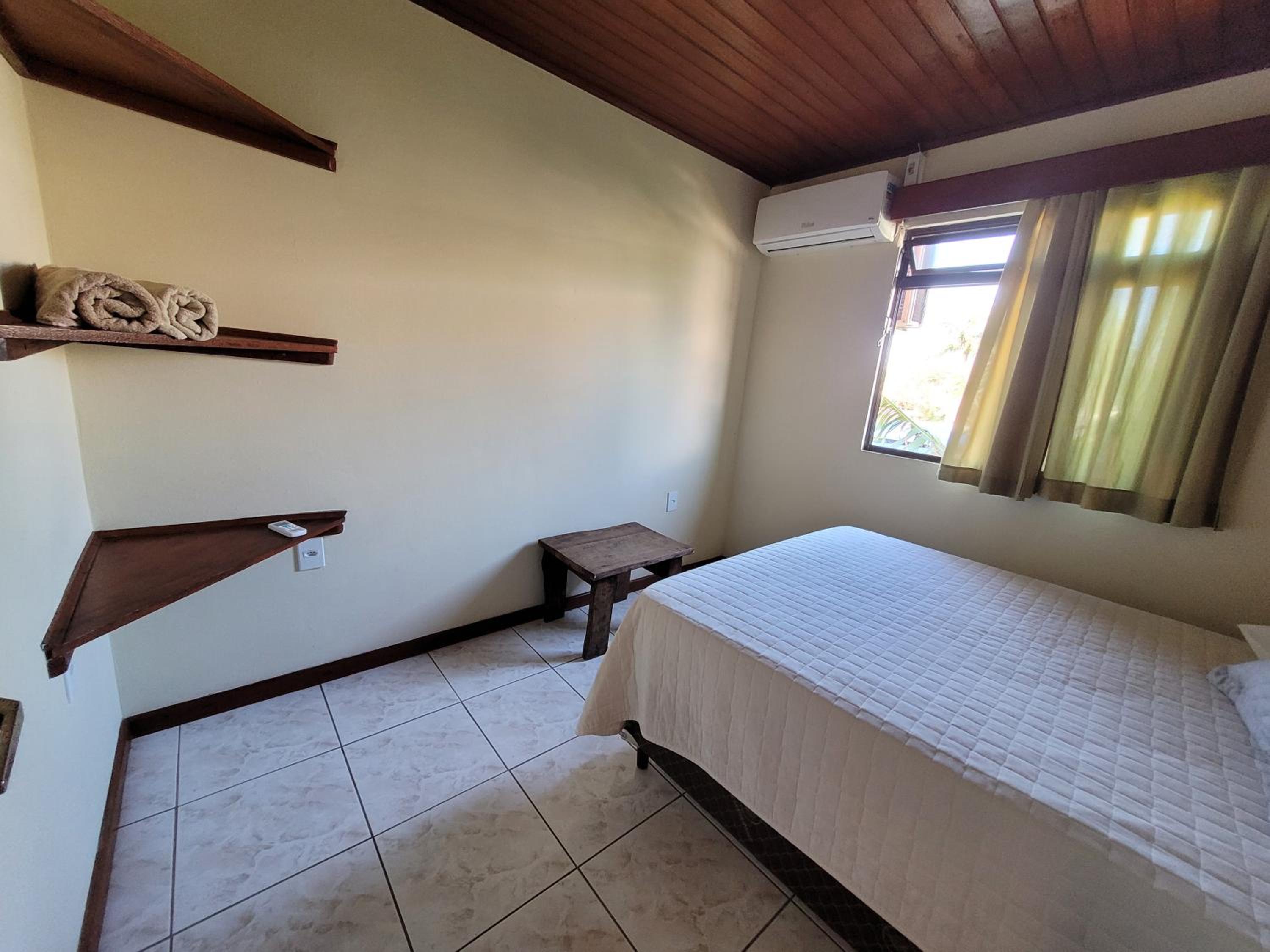 Partiu Praia SC piscinas privativas, ar condicionado, internet, próximo ao mar e centrinho três minutos a pé
