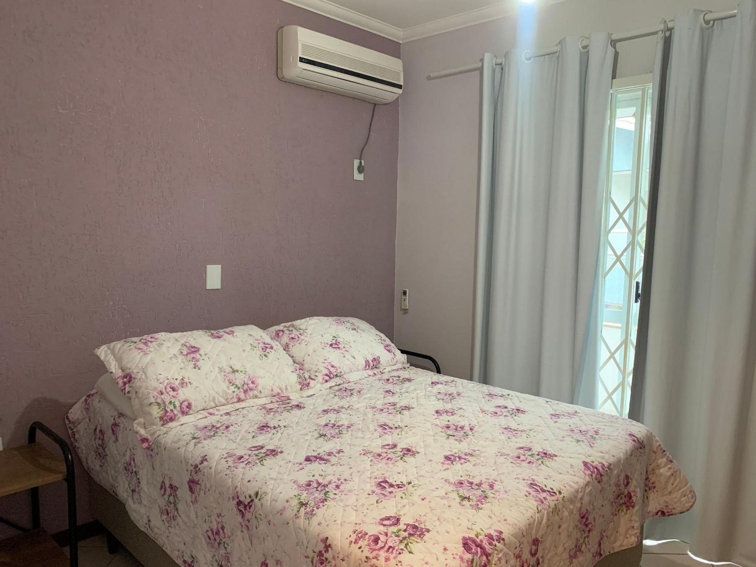 Res. Solar das Bromélias