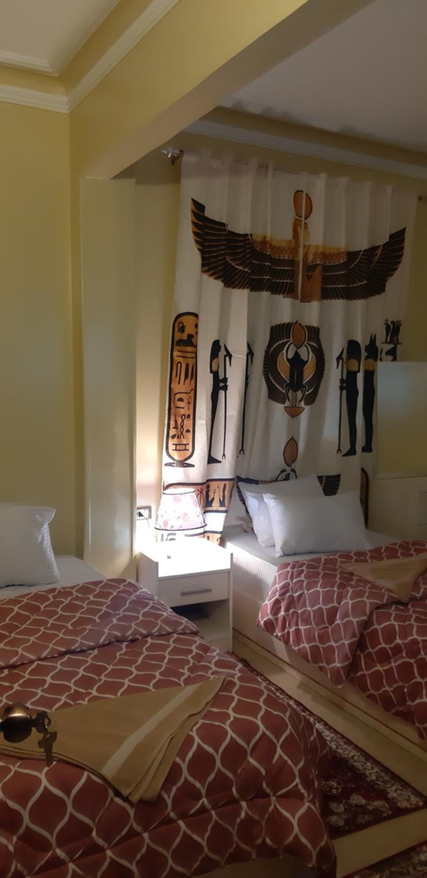 Bella Casa Pyramids Inn