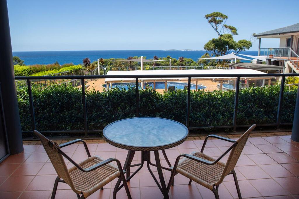 Amooran Oceanside Apartments and Motel
