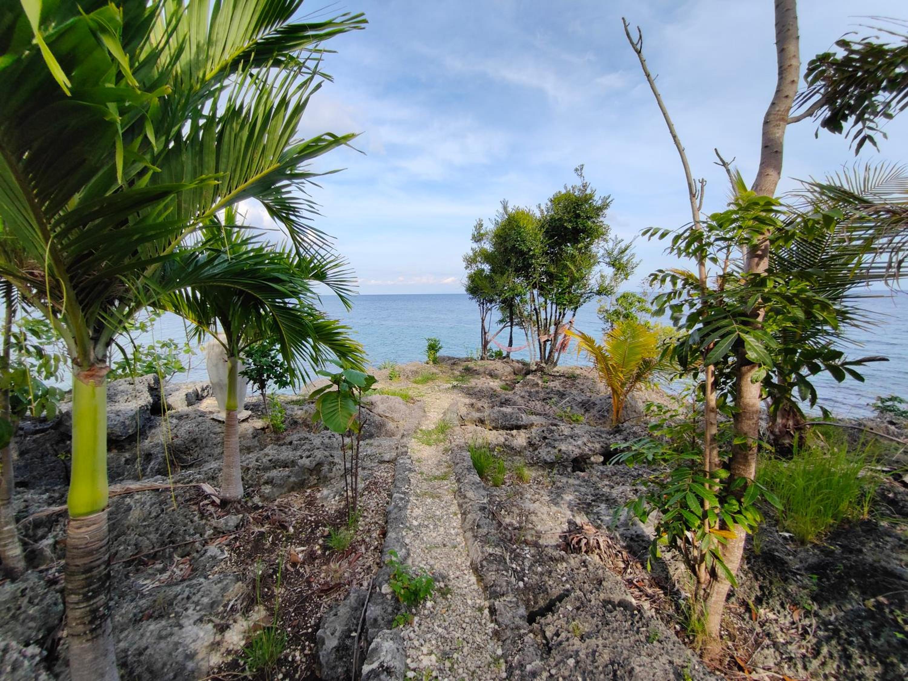 Meili Beach Resort