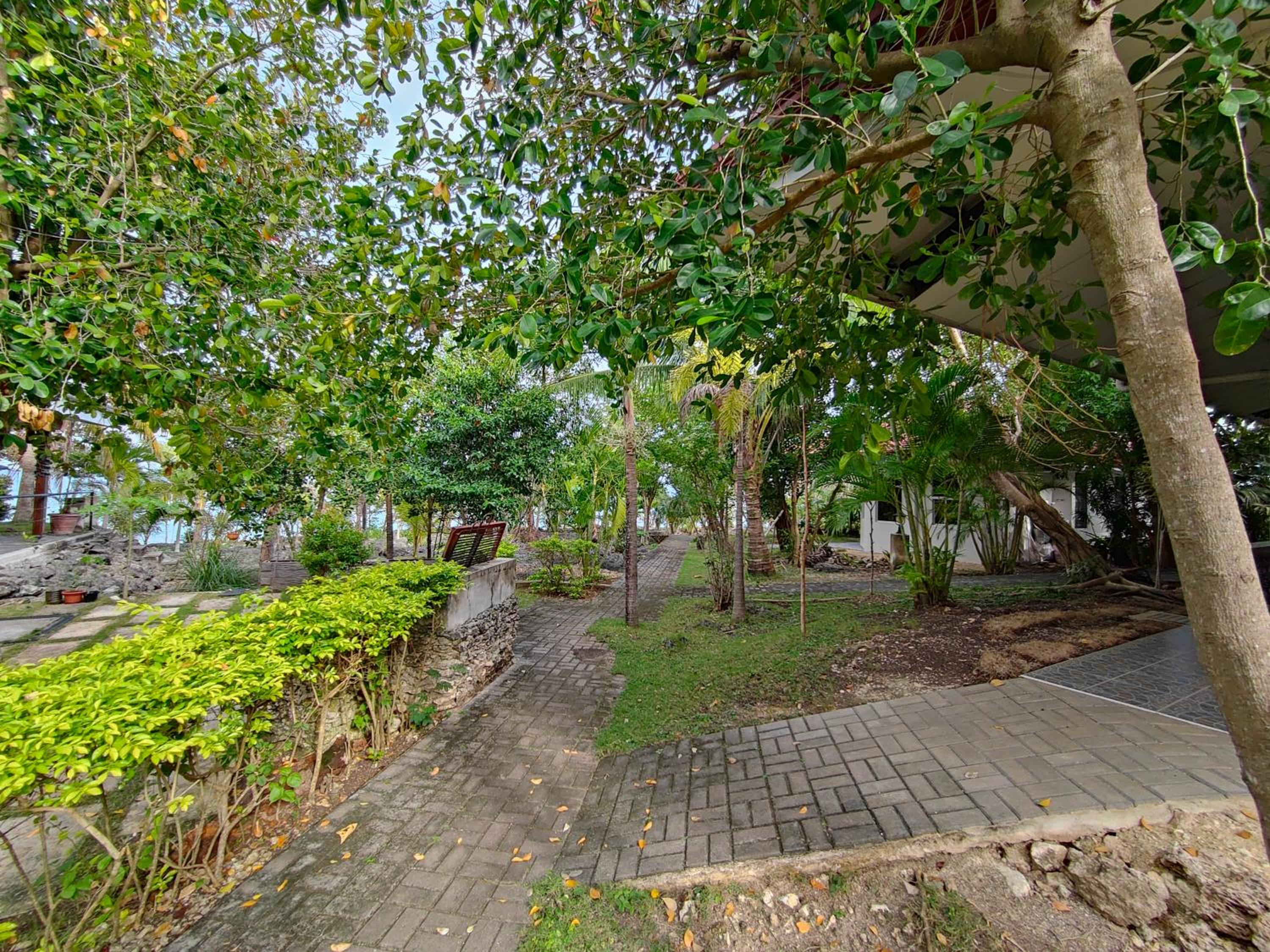 Meili Beach Resort