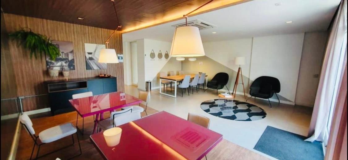 Loft com vista para aeroporto, tela de proteção 1 vaga e lazer completo