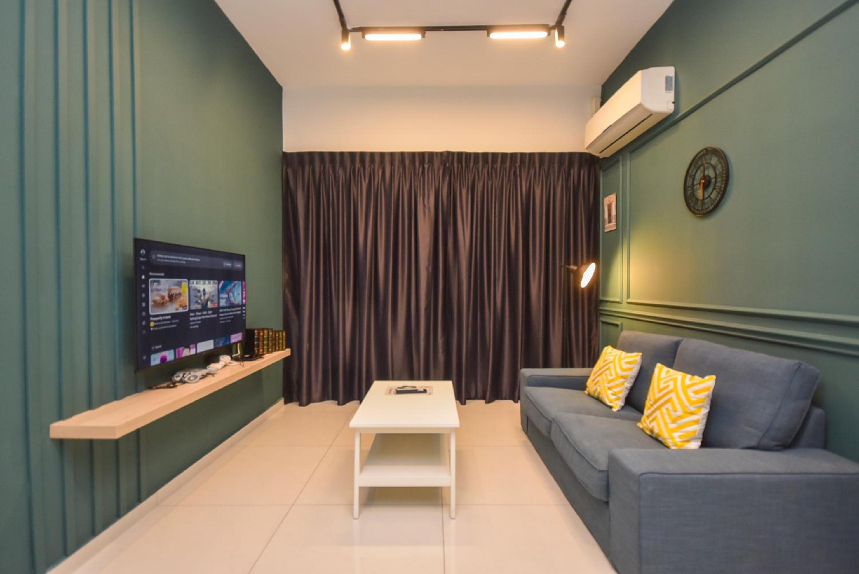 Country Garden Seaview Suite by Nest Home at Danga Bay