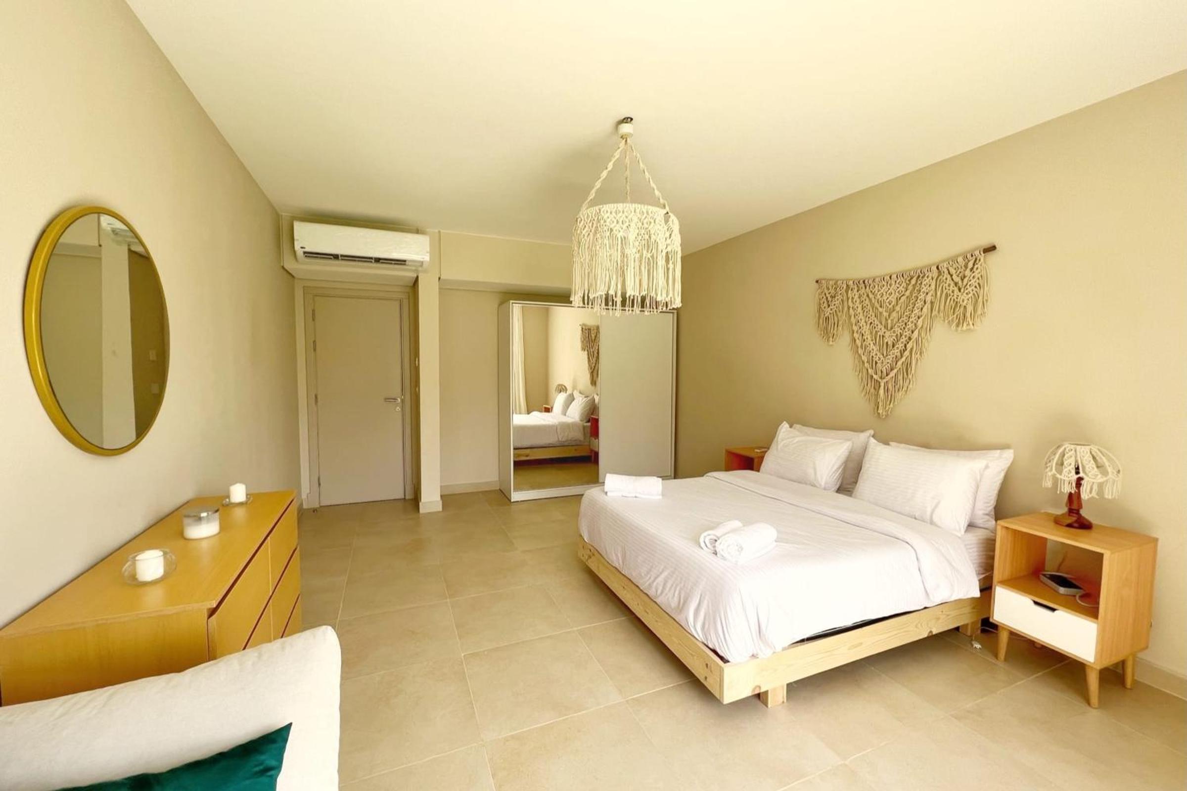 Inspired 1BDR Mangroovy Free Beach & Pool Access view 5