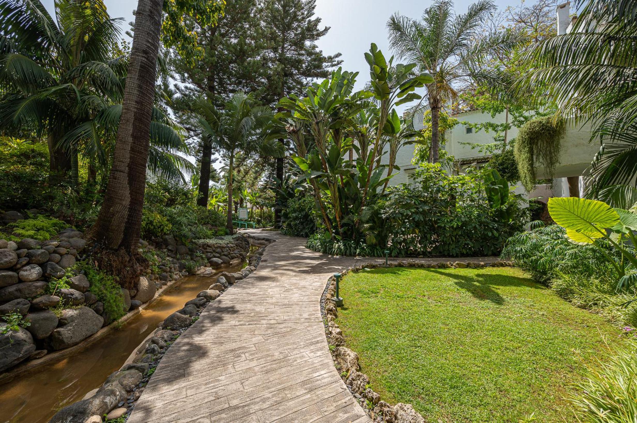 Puente Romano Hotel Apartment Marbella